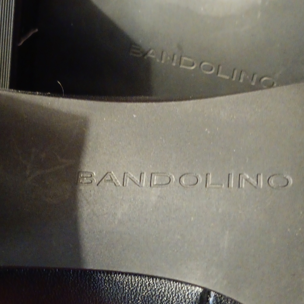 Bandolino Black Pumps with Bow Accent - Picture 7 of 12